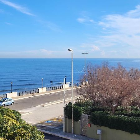 ホテル Casa Al Mare バーリ エクステリア 写真