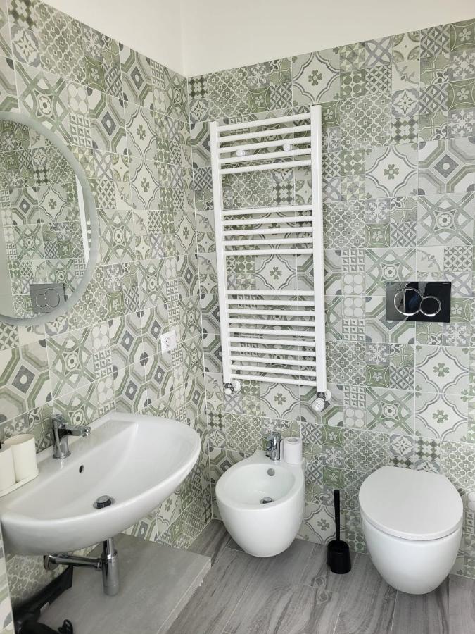 ホテル Casa Al Mare バーリ エクステリア 写真