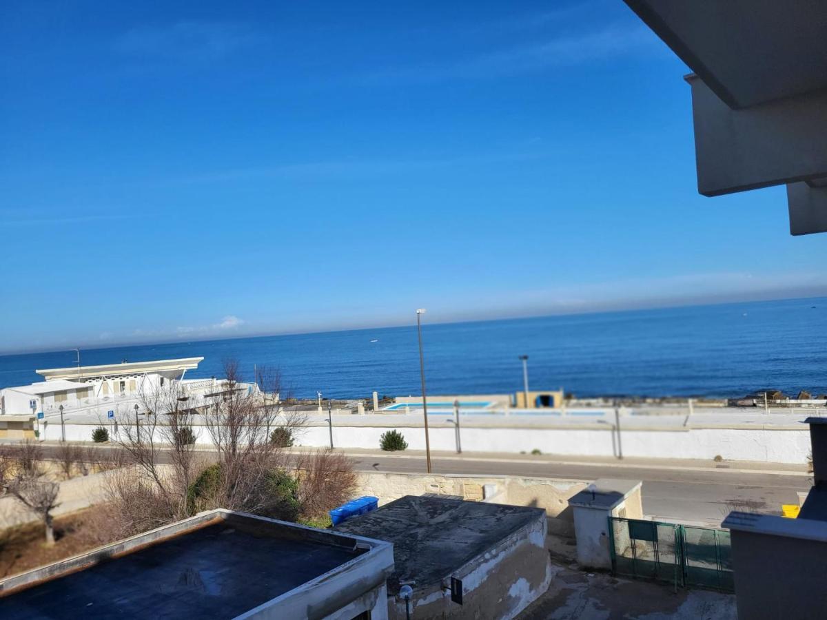 ホテル Casa Al Mare バーリ エクステリア 写真